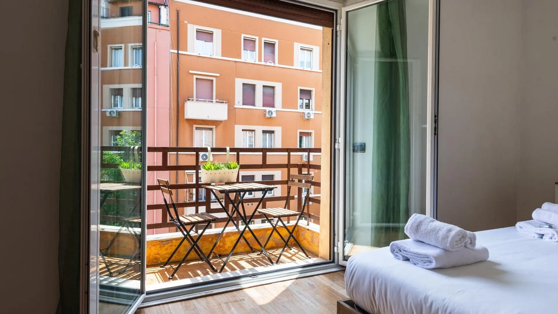 Re Di Roma Lodge 0*, Rome Italy